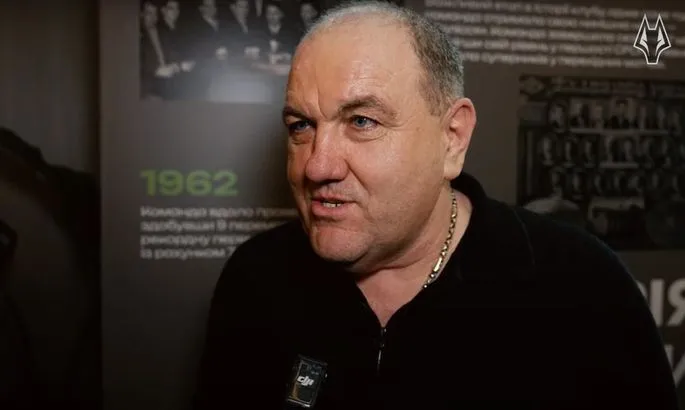 Поворознюк заявив, що футболісти розбіглися, коли він зобов’язав їх пройти ВЛК