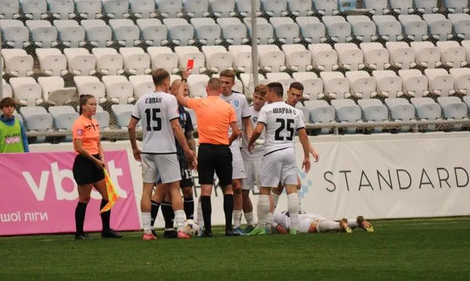 Ракицький повторив фінт Зідана: фоторепортаж з матчу Чорноморець – Вікторія 0:0