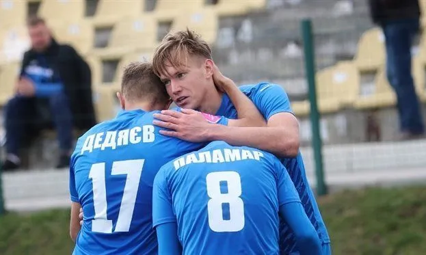 Вікторія розгромила Металург 3:0: три голи за 20 хвилин — відеоогляд матчу