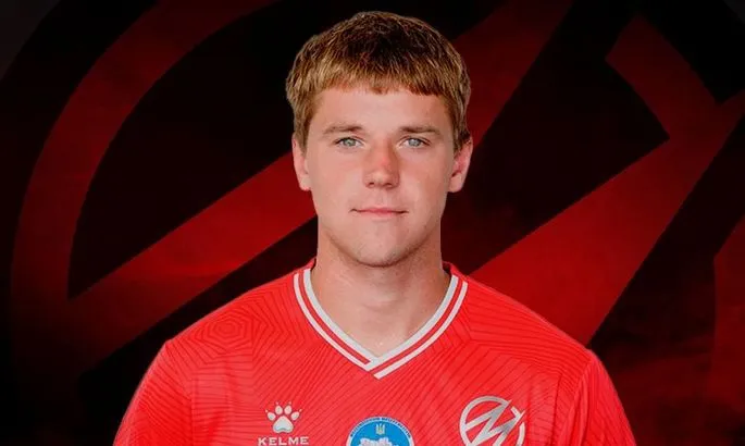 Через рік після трансферу: захисник аутсайдера Першої ліги покинув клуб