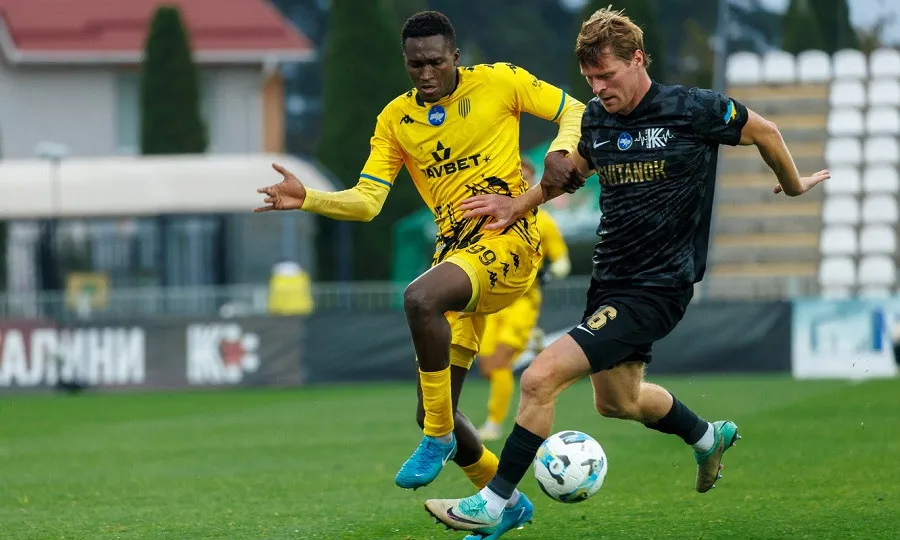 Нападник Руху з Гамбії встановив сезонний рекорд УПЛ за кількістю єдиноборств у матчі