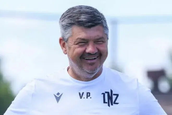 Тренер ЛНЗ не затвердив трансфер українського форварда, футболіст перейшов до іншого клубу