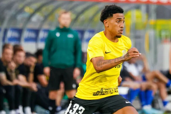 Український клуб заявив про шахрайство на мільйони і звернувся до ФІФА