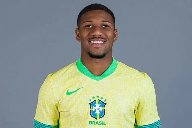 Бразильський футболіст, яким цікавиться Динамо, може перейти до російського клубу