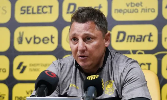 Кобін пояснив, як після слабкого першого тайму вирвали нічию наприкінці матчу в Чернівцях