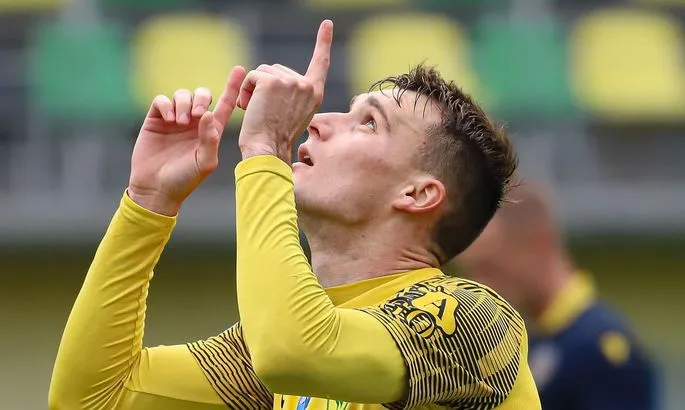 Перша ліга України: недільні матчі та головна інтрига — чи продовжить Лівий Берег безпрограшну серію