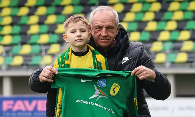 Син Героя України зробив символічний стартовий удар у матчі Першої ліги