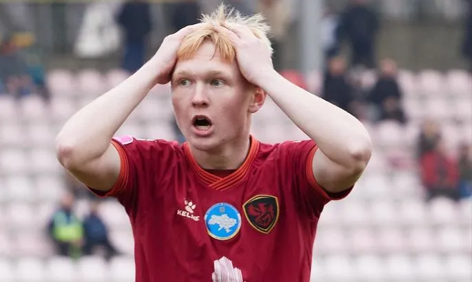 Перша ліга: команда експерта УПЛ ТБ розгромно програла — пора визначитися з основною роботою?