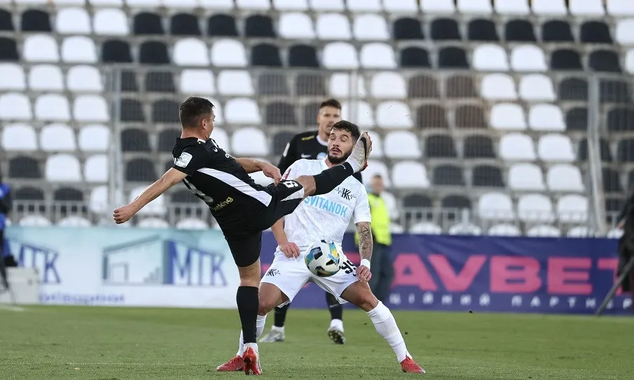 Колос уникнув домашньої поразки в ювілейному 100-му матчі Руслана Костишина на чолі команди