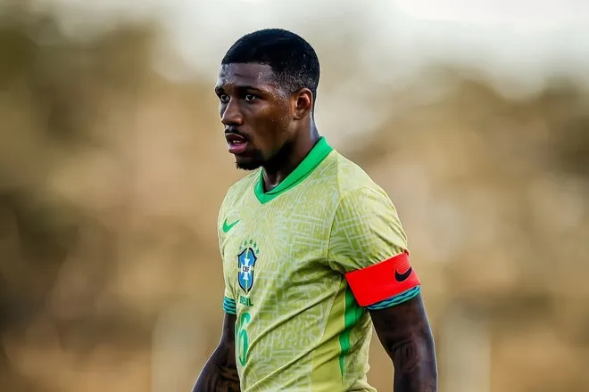 Їде в Україну: бразильський клуб погодився продати захисника до київського Динамо