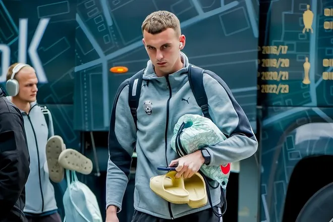 Джерело: Динамо планувало обміняти двох гравців на воротаря Зорі