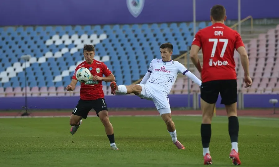 Карпати вперше обіграли ЛНЗ у Черкасах і зрівняли клубний рекорд на виїзді