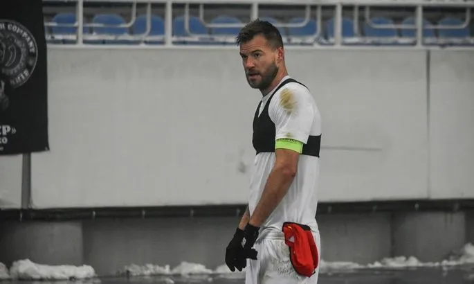 Директор ФК Чернігів про Ярмоленка: розглядаємо варіанти не лише як гравця