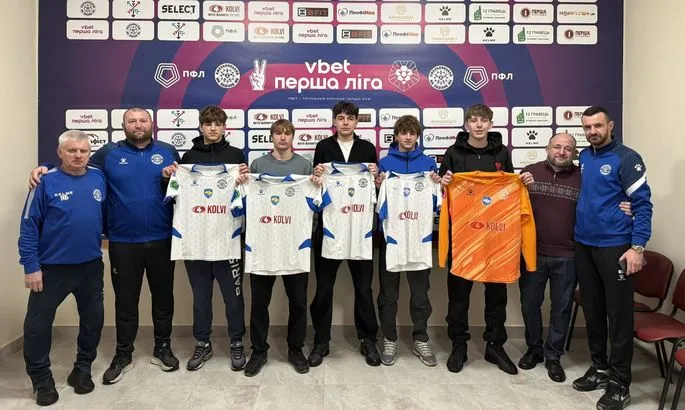 Поділля офіційно уклало угоди з випускниками клубної академії