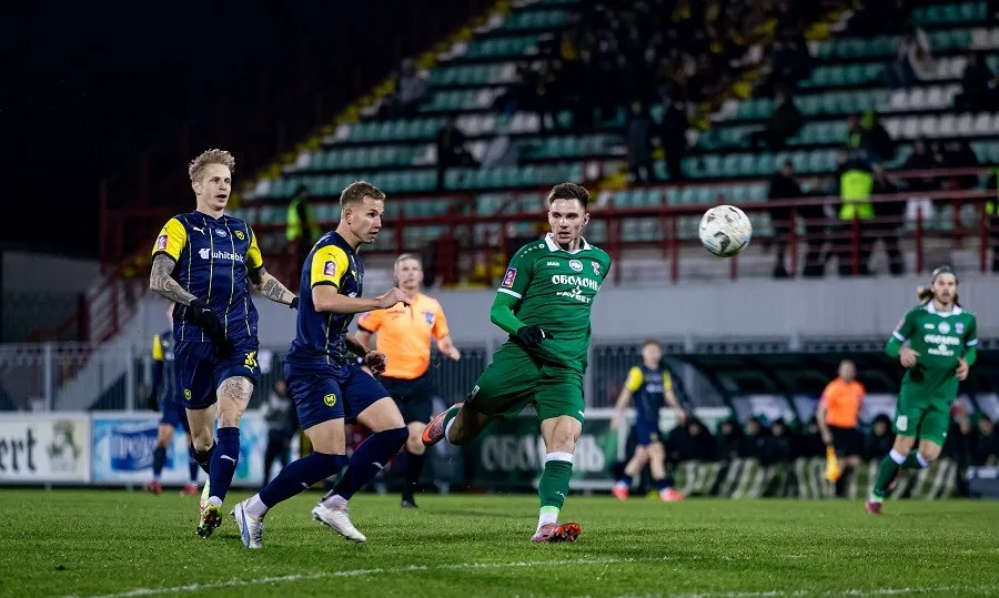 Металіст 1925, програвши перший тайм, вперше обіграв Оболонь у чемпіонаті УПЛ