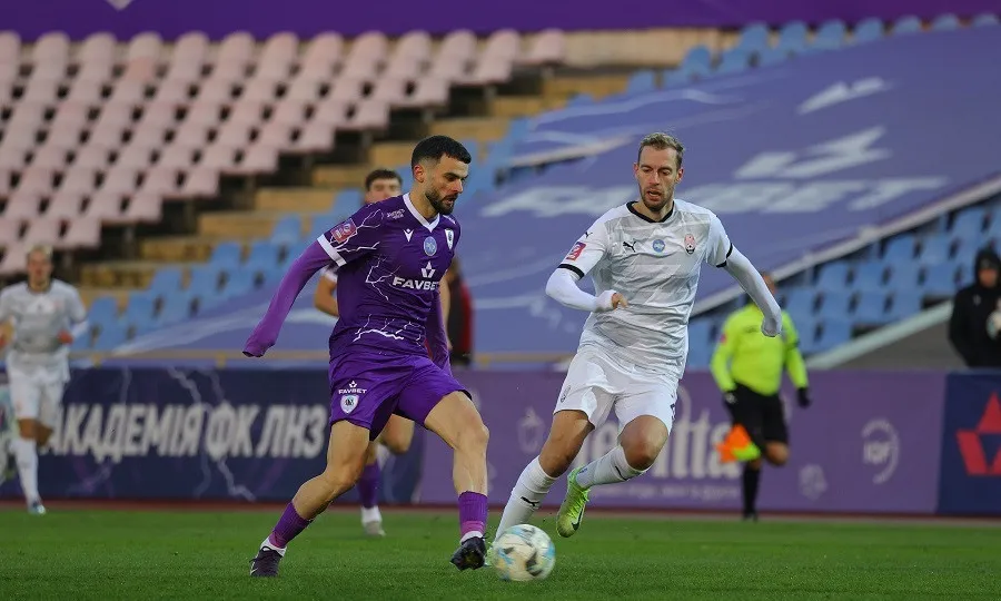 ЛНЗ здолали Зорю і зберегли лідерство в чемпіонаті УПЛ