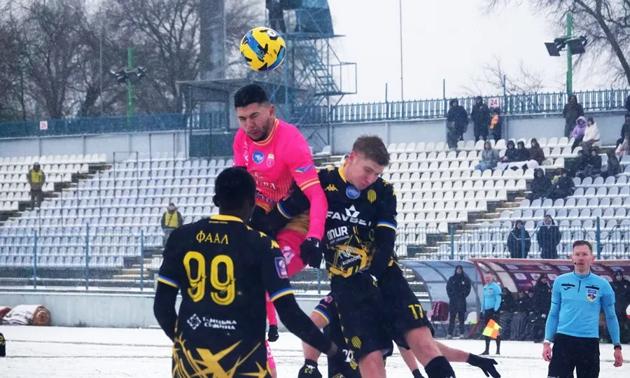 Рух завдяки дублю Фала здолав Полтаву та повторив клубний рекорд перемог