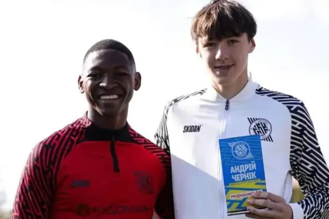 Київське Динамо офіційно підписало українського голкіпера