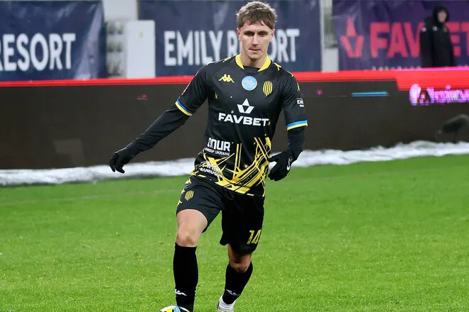 ЛНЗ планує трансфер топ-гравця Руха — екс-підопічного Пономарьова