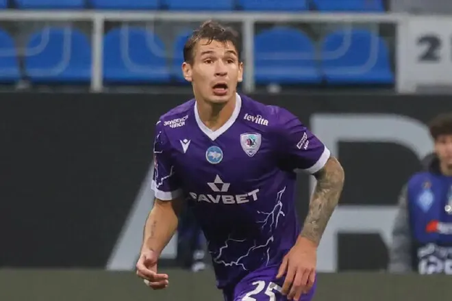 Джерела: ЛНЗ взимку може продати центрального захисника до Польщі