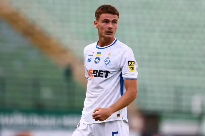 Київське Динамо отримало трансферну пропозицію щодо українця з Європи: рішення ухвалено