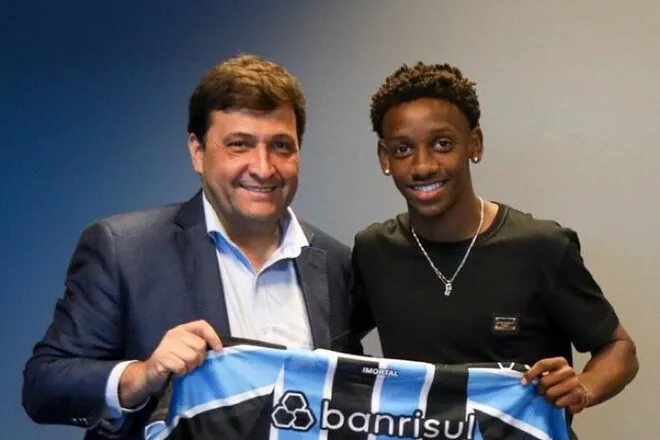 Донецький Шахтар запропонував 15 млн євро за футболіста — гравець дав відповідь