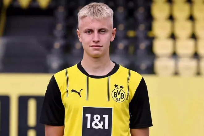 Металіст 1925 та Полісся хочуть підписати українця з дортмундської Боруссії