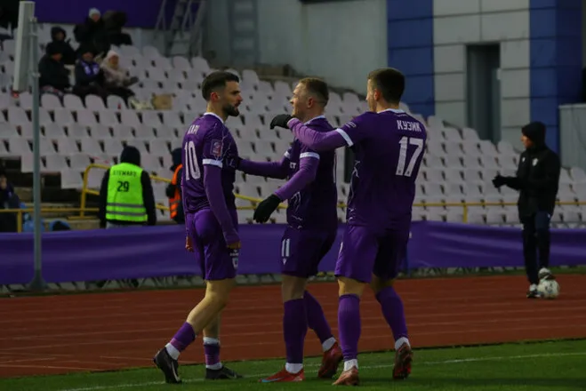 ЛНЗ Черкаси близький до підписання нападника — це не Фабріс Тамба