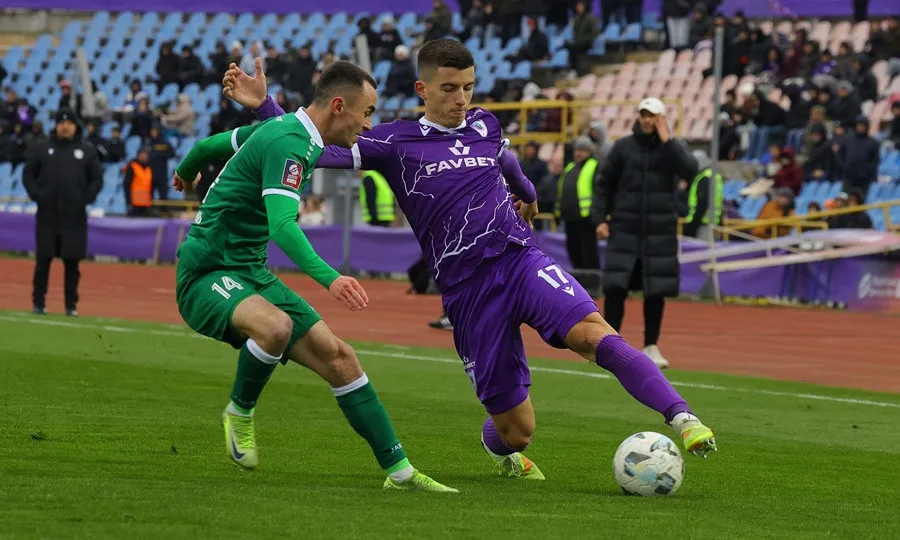 ЛНЗ розгромив Оболонь і повторив клубний рекорд