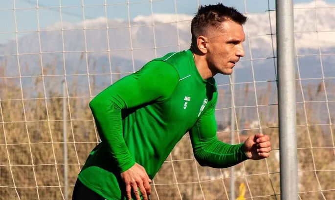 У шорт-листі ФК ЮКСА — зірковий футболіст із досвідом виступів за топ-клуби