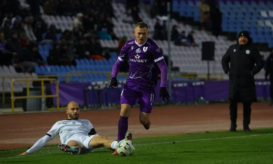 Футболісти ЛНЗ продовжили клубний рекорд перемог у чемпіонаті України