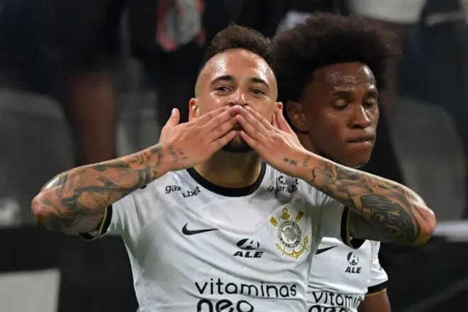 Шахтар дає зелене світло безкоштовному відходу бразильського легіонера