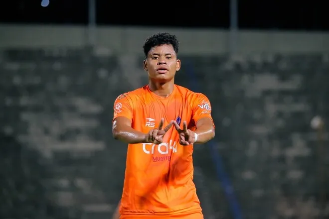 Офіційно: Металіст 1925 уклав контракт з вінгером із Латинської Америки