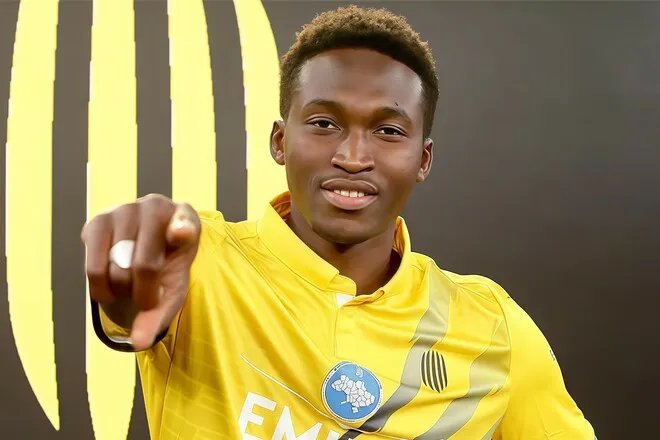 Одразу троє футболістів Руха підсилять відомий клуб Української Прем'єр-ліги