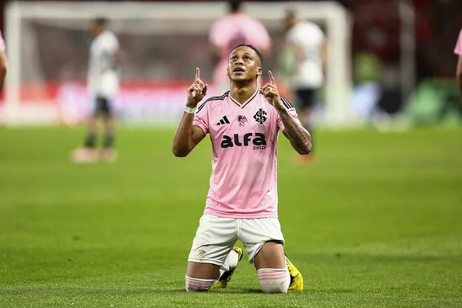 Динамо Київ ризикує втратити дорогого легіонера без компенсації — перемовини вже тривають