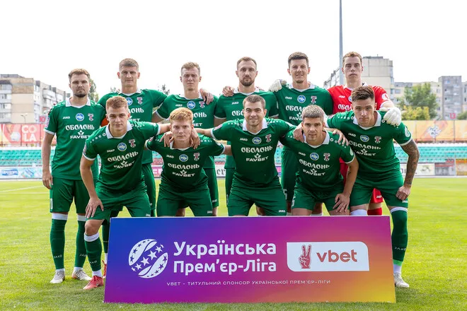 Офіційно: клуб УПЛ розстався одразу з трьома футболістами