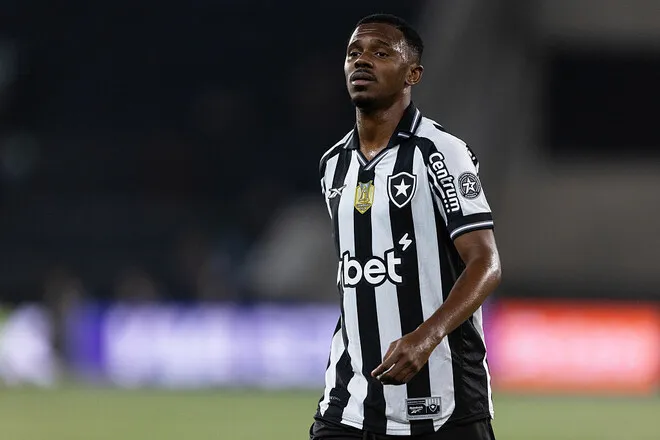 Донецький Шахтар відновив інтерес до футболіста, за яким стежив три роки тому