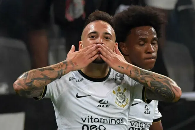 Шахтар у конфлікті з топ-клубом: великий борг і звинувачення в обмані