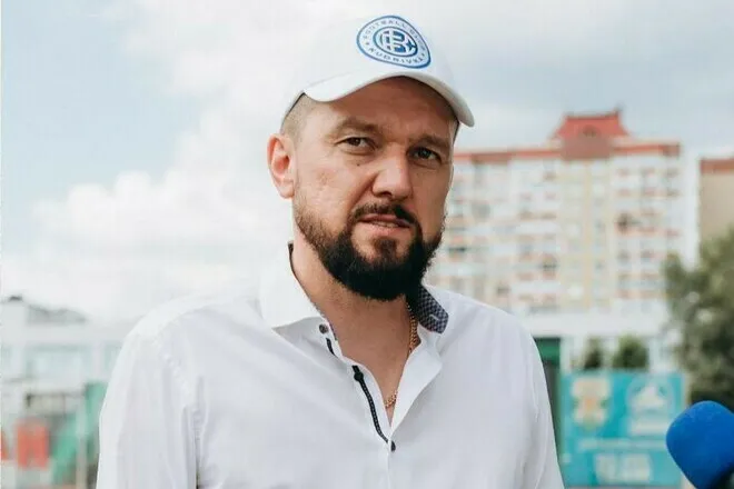 Президент клубу УПЛ звернувся до Бурбаса: історії заради лайків