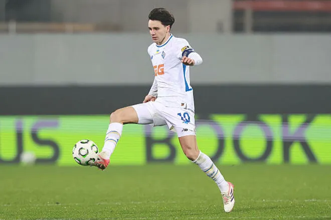 Вигідна пропозиція для Шапаренка: два варіанти продовження кар’єри