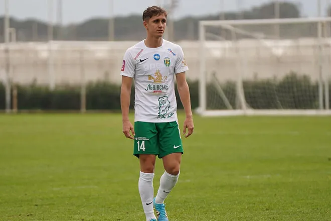 Офіційно: Карпати оголосили про повернення українського вінгера з Руху