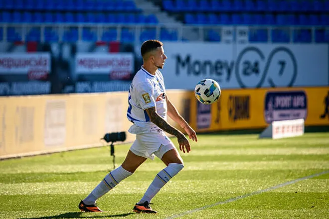 Відомий клуб Серії А націлився на вінгера Динамо та збірної України