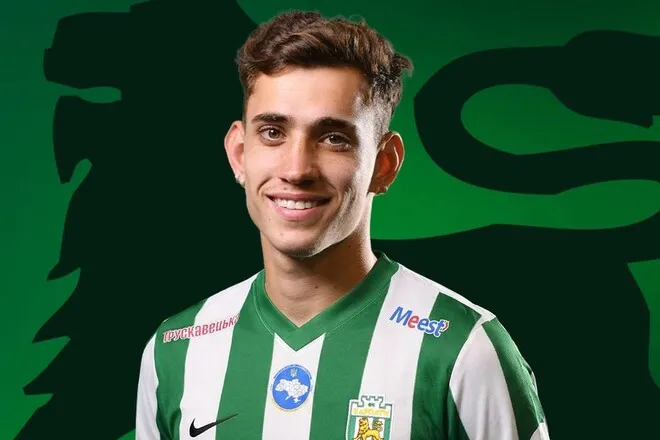 Офіційно: Карпати підписали ще одного новачка — гравець не з Руха