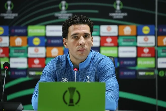 Динамо Київ завершило підсилення воротарської позиції