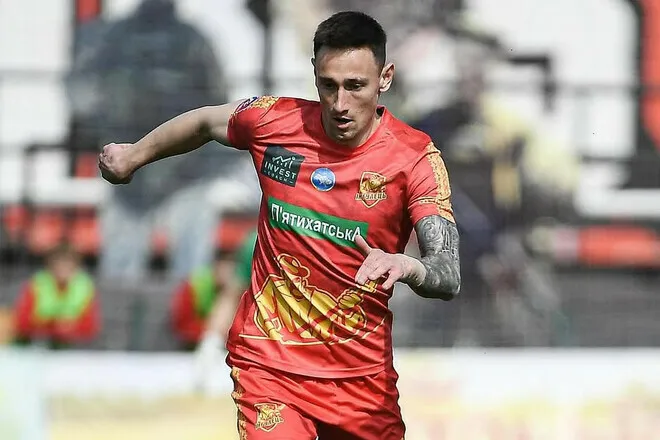 Джерело: головний аутсайдер УПЛ близький до підписання двох досвідчених українських гравців