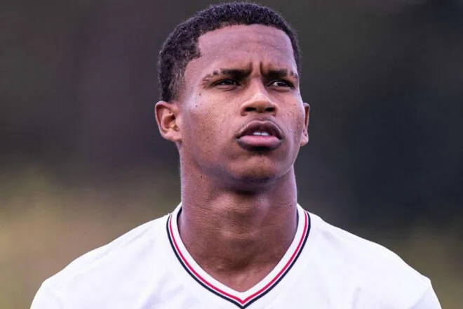 Шахтар, Монако та Страсбур цікавляться талановитим центральним захисником Сан-Паулу