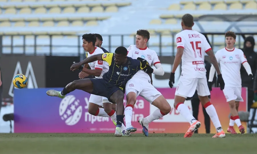 Металіст 1925 перервав безвиграшну серію у матчах з Кривбасом