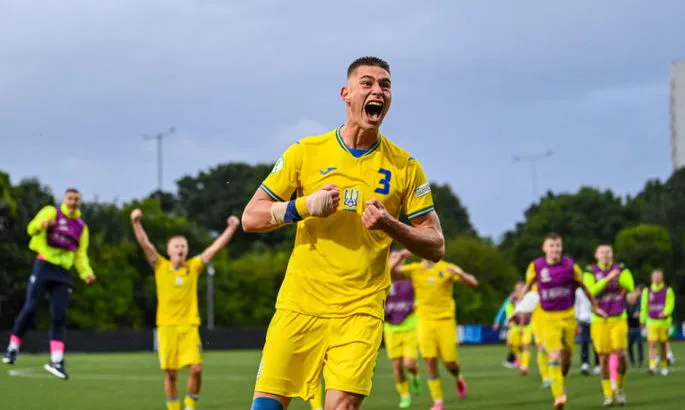 Команда Першої ліги перестала чекати оборонця з досвідом виступів у Бундеслізі