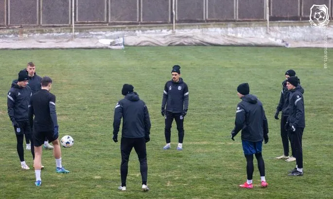 Атака РФ вдарила по Чорноморцю: на клубній базі в Одесі зафіксовані пошкодження