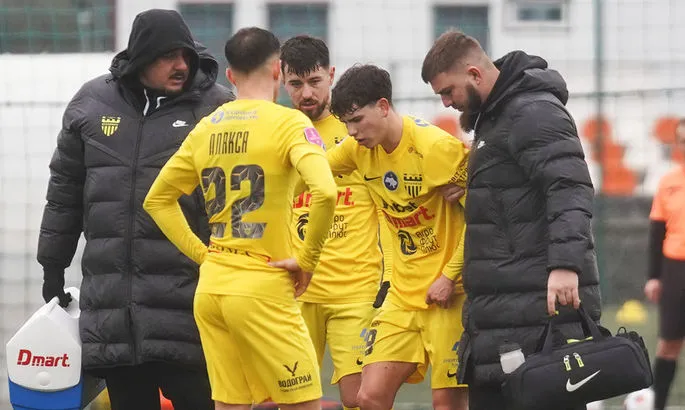 Найгірший сценарій підтвердився: травмований півзахисник Буковини пройде операцію